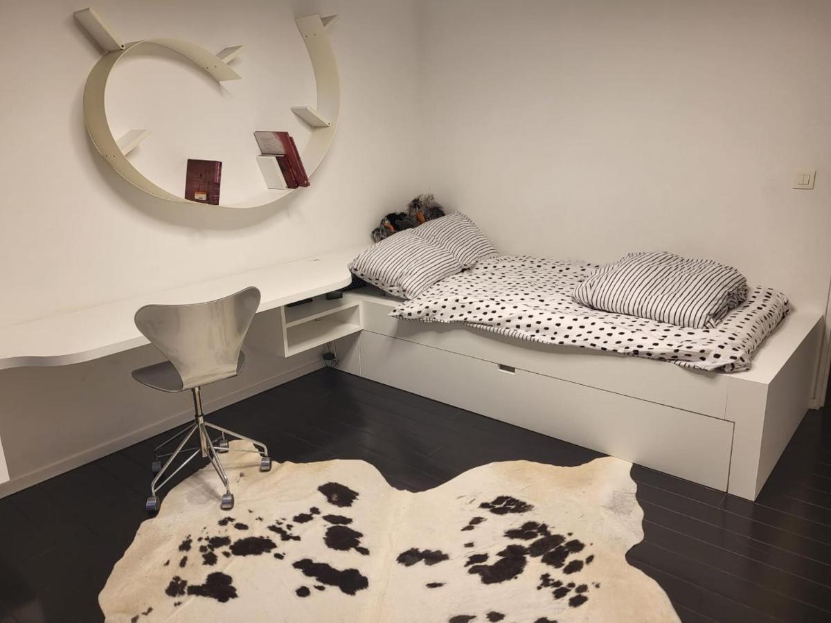 Gezellige Moderne Woning Met Zwemvijver Галле Екстер'єр фото